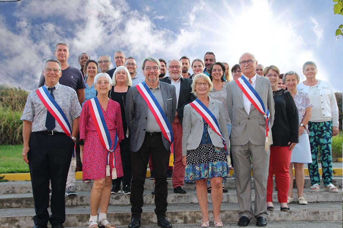 Conseil municipal de Proville 2021 Photographie du conseil municipal de Proville 2021
